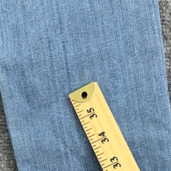 Levis Jeans Womens 2‎ Medium 26x30 (Fit 26x27) 721 High Rise Skinny Distressed - Picture 4 of 16